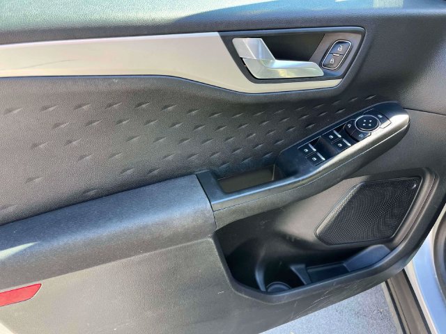 Certified 2020 Ford Escape SE AWD/4WD image 25