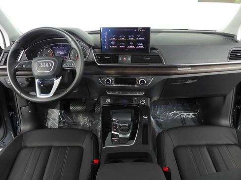 Used 2023 Audi Q5 2.0T Premium w/ Convenience Package AWD/4WD image 25