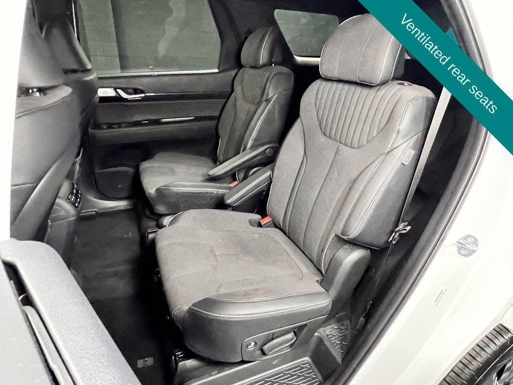 Used 2025 Hyundai Palisade Calligraphy AWD/4WD image 15