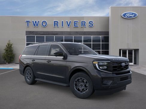 New 2026 Ford Expedition Active RWD image 7