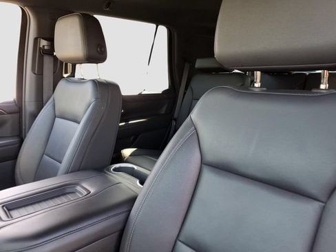 Used 2024 Chevrolet Tahoe LT AWD/4WD image 10