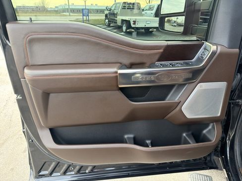 Used 2023 Ford F350 King Ranch w/ Chrome Package image 13