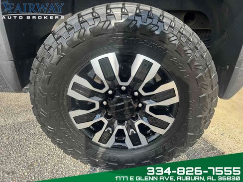 Used 2025 GMC Sierra 2500 Denali Ultimate image 35