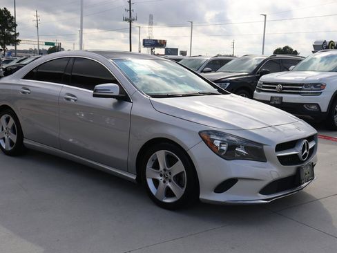 Used 2018 Mercedes-Benz CLA 250 4MATIC image 7