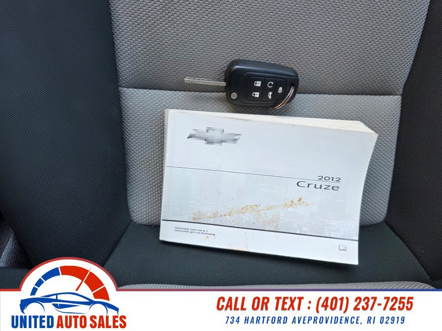 Used 2012 Chevrolet Cruze LS w/ Connectivity Package FWD image 20