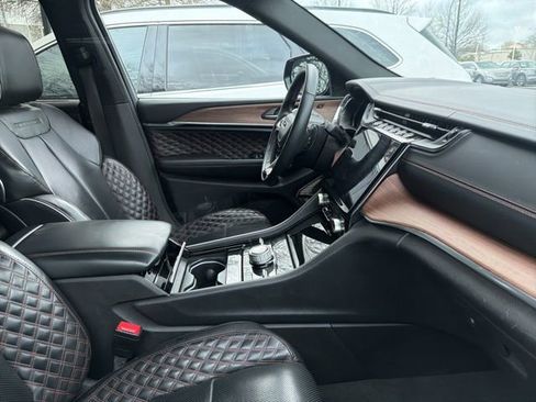 Used 2022 Jeep Grand Cherokee Summit w/ Adv Protech Group IV image 15