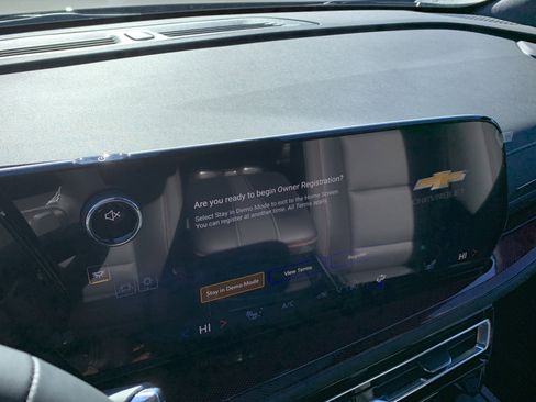 New 2026 Chevrolet Traverse Z71 w/ Driver Confidence Package image 18