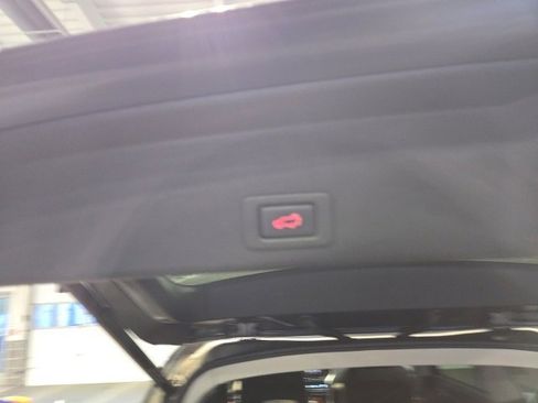 Used 2019 Subaru Ascent Limited image 6