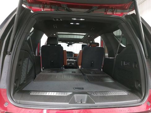 Used 2024 GMC Yukon Denali Ultimate AWD/4WD image 14