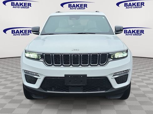 Used 2025 Jeep Grand Cherokee Limited w/ Luxury Tech Group II image 8