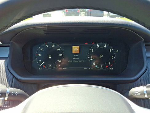 Certified 2025 Land Rover Discovery Dynamic SE image 21