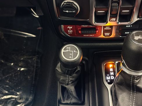 New 2026 Jeep Wrangler Rubicon AWD/4WD image 28