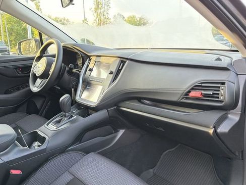 Certified 2025 Subaru Outback AWD/4WD image 18