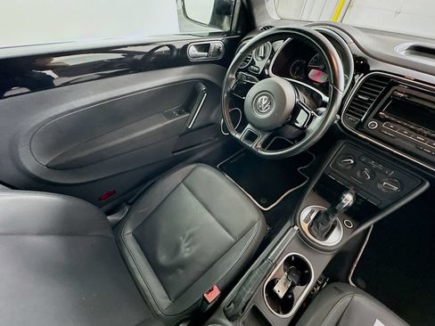 Used 2013 Volkswagen Beetle 2.5 FWD image 9