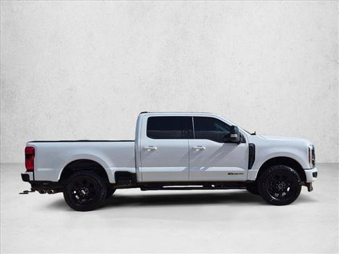 Used 2023 Ford F250 Lariat w/ Lariat Ultimate Package AWD/4WD image 8