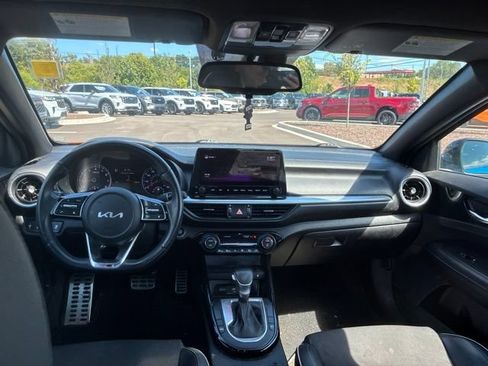 Used 2022 Kia Forte GT-Line w/ GT-Line Premium Package FWD image 16