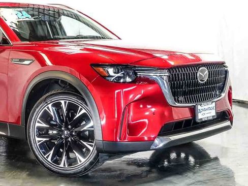 Used 2024 MAZDA CX-90 Plug-In Hybrid w/ Premium Pkg AWD/4WD image 3