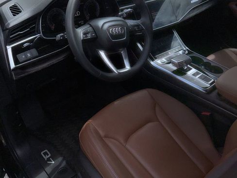 Used 2023 Audi Q7 2.0T Premium Plus w/ Premium Plus Package image 3