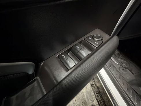 Certified 2023 Chevrolet Colorado Z71 w/ Z71 Convenience Package 2 image 24