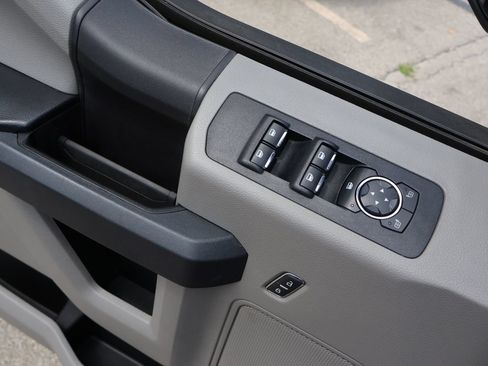 Used 2018 Ford F150 XL w/ Equipment Group 101A Mid AWD/4WD image 32