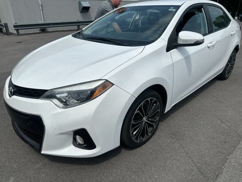 Used 2015 Toyota Corolla S FWD image 3