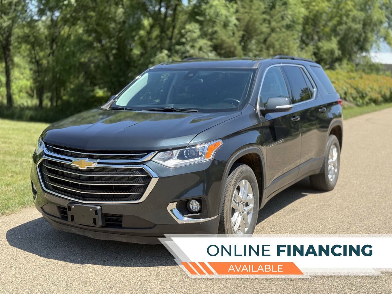 Used 2021 Chevrolet Traverse LT AWD/4WD image 1
