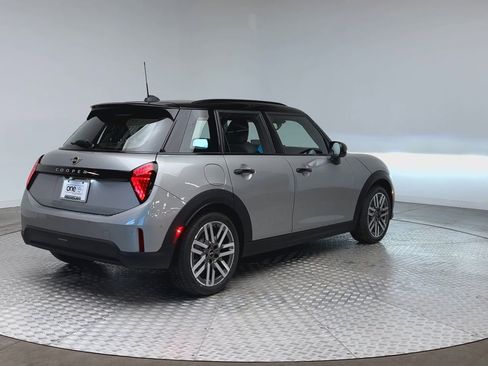 New 2026 MINI Cooper S image 8