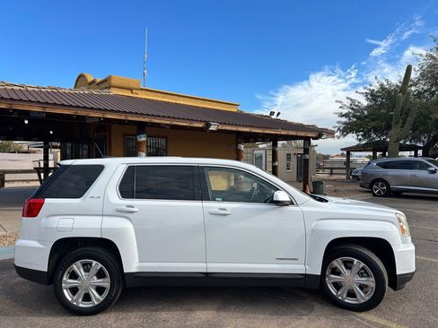 Used 2017 GMC Terrain SLE image 6