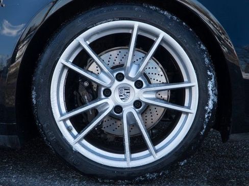 Certified 2024 Porsche 911 Carrera 4S image 13