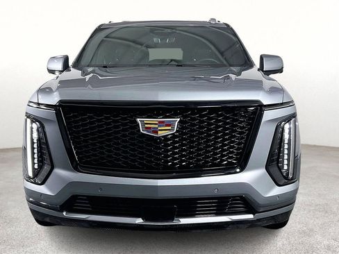 Used 2025 Cadillac Escalade Sport w/ Touring Package image 5