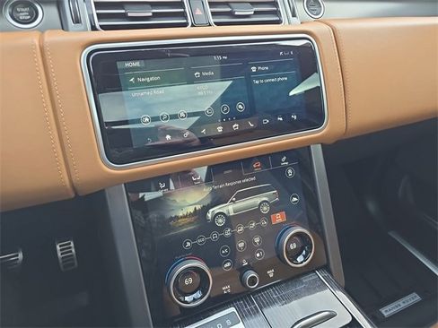 Used 2021 Land Rover Range Rover Autobiography Fifty Edition image 23