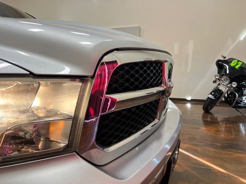 Used 2017 RAM 1500 Classic SLT image 42