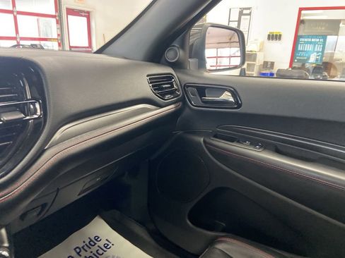 Used 2023 Dodge Durango GT image 34