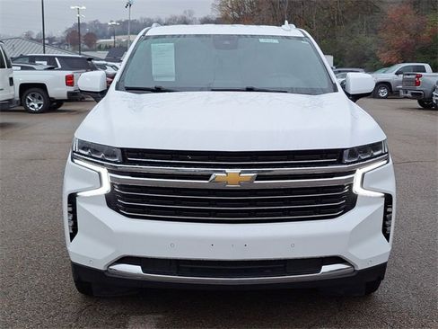 Used 2023 Chevrolet Suburban LT image 8