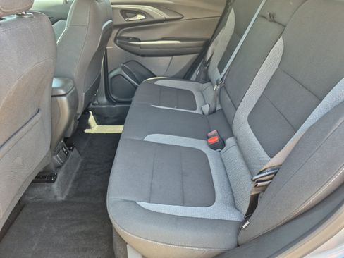 Used 2025 Chevrolet TrailBlazer LT w/ Convenience Package FWD image 20