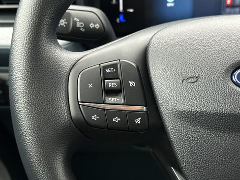 New 2025 Ford Maverick XLT w/ Equipment Group 302A AWD/4WD image 28