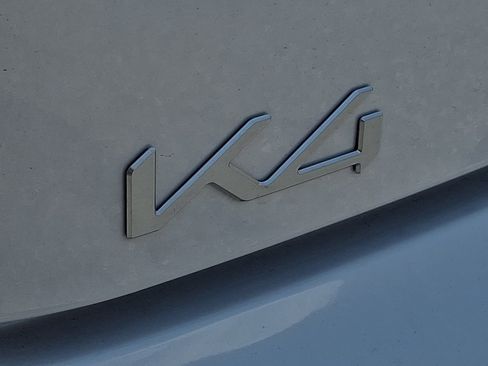 New 2026 Kia K4 FWD image 21