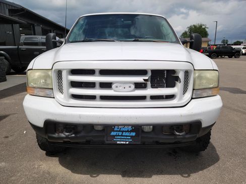 Used 2003 Ford F250 Lariat AWD/4WD image 2