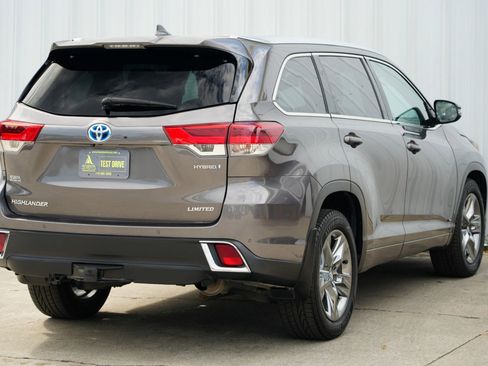 Used 2018 Toyota Highlander Limited image 52