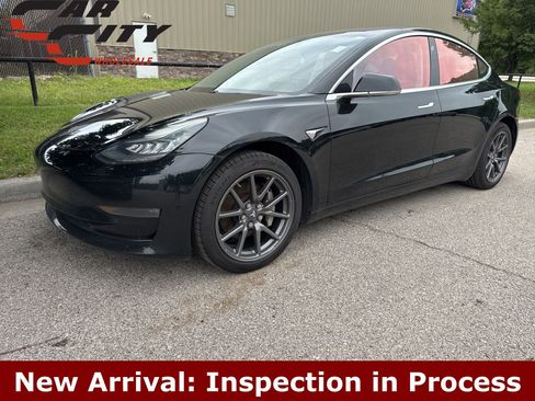Used 2018 Tesla Model 3 Long Range RWD image 1