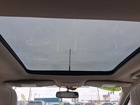 Used 2012 Ford Edge Limited image 18