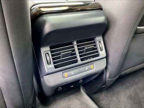 Certified 2026 Land Rover Range Rover Evoque S image 10