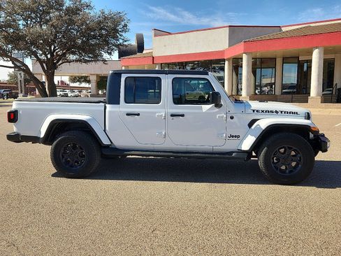 Used 2023 Jeep Gladiator Sport image 5