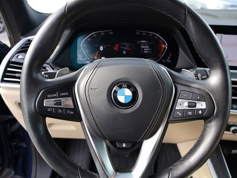 Used 2022 BMW X5 xDrive40i w/ Premium Package image 34