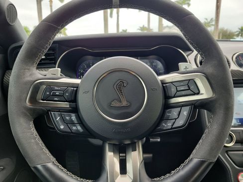 Used 2022 Ford Mustang Shelby GT500 w/ Carbon Fiber Track Pack image 21