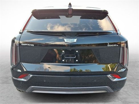 Certified 2025 Cadillac Optiq Sport 1 w/ LPO, ONYX Package image 5