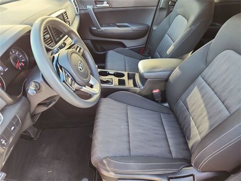 Used 2020 Kia Sportage LX image 17