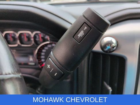 Used 2016 GMC Sierra 1500 SLE w/ SLE Value Package AWD/4WD image 17