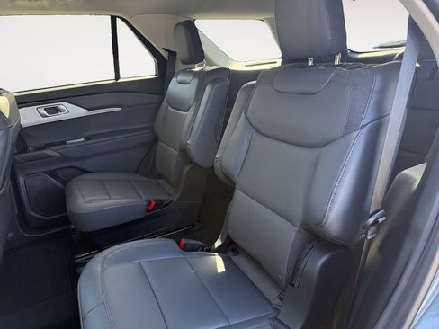 New 2026 Ford Explorer Active w/ Active Comfort Package image 13