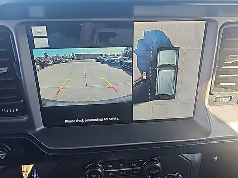 Used 2022 Ford Bronco Outer Banks w/ Sasquatch Package image 17